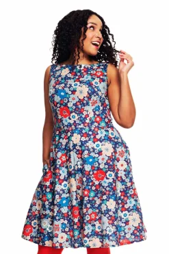 Sale Saga klänning Kreativ Blå Klänningar