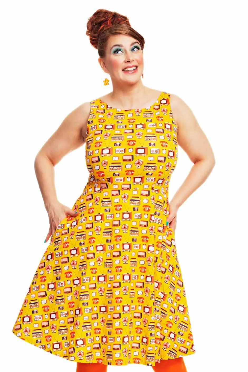 Fashion Saga klänning TV Gul Klänningar